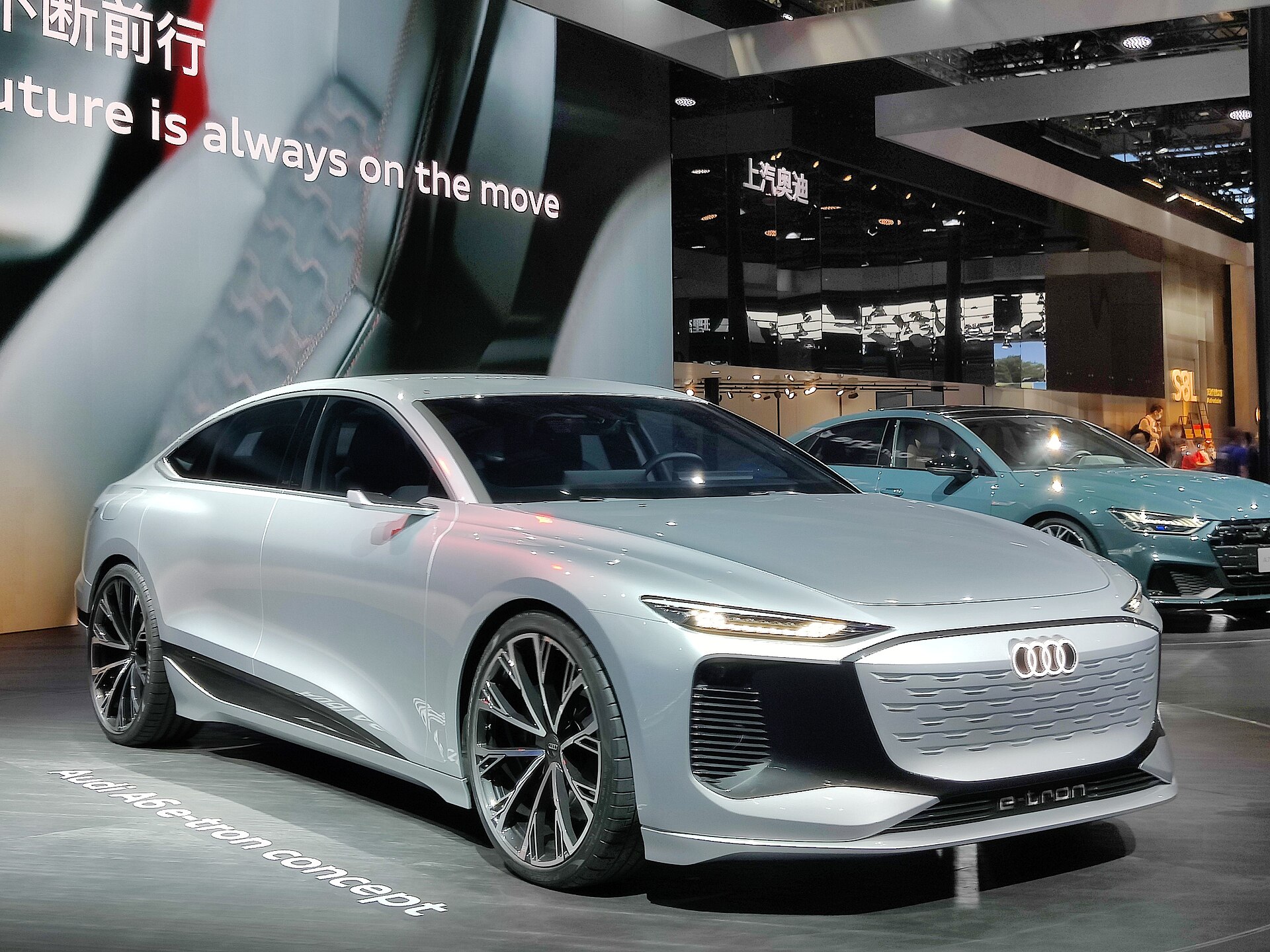 Audi A6 e-tron concept in zilver